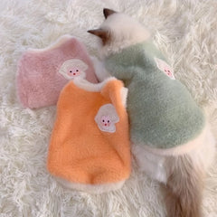 Cute autumn and winter cats, winter clothes for dogs, warm and thick vests,anti falling cloth dolls,kittens,pets,small pet vests