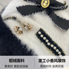 Autumn and Winter New Dog Cat Skirt Pet Knitted Clothes Thickened To Keep Warm and Cold Pet Products