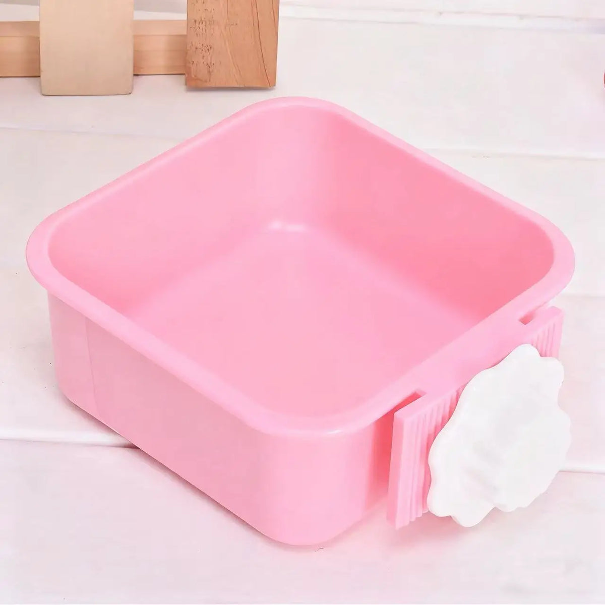 Pet Supplies Hanging Stainless Steel Pet Bowl Dog Bowl Cat Food Bowl Fixable Hanging Bowl Food-Grade