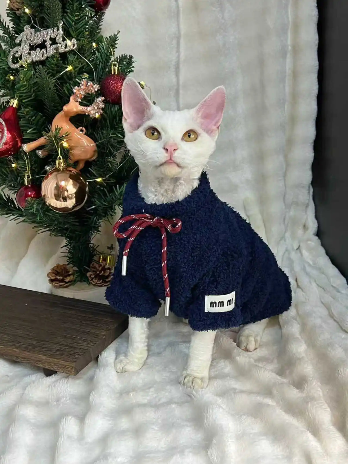 Christmas autumn and winter season German cat hairless cat two-tone cloud fleece warm pullover two-leg suit, adjustable neck siz