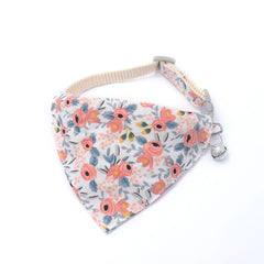 Adjustable Japanese style triangular scarf with bell print pattern collar and drool towel suitable for cats and dogs