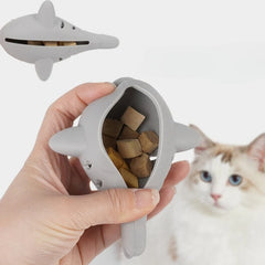 Cat InteractiveToys Food Leakage Kitten Teeth Cleaning Fish-shaped Silicone Cat Toy Bite Resistant Cat Toy Supplies