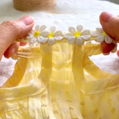 Cat Clothes Daisy Flower Gauze Tutu Dog Dress Vest Apparel Skirt Clothes Pet Puppy Birthday Princess Clothes for Cats